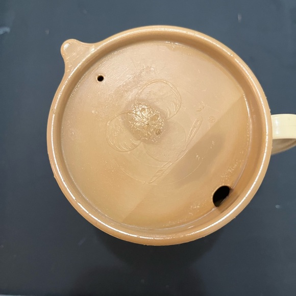 Small Tim Horton Vintage Cream Mug - Picture 4 of 10